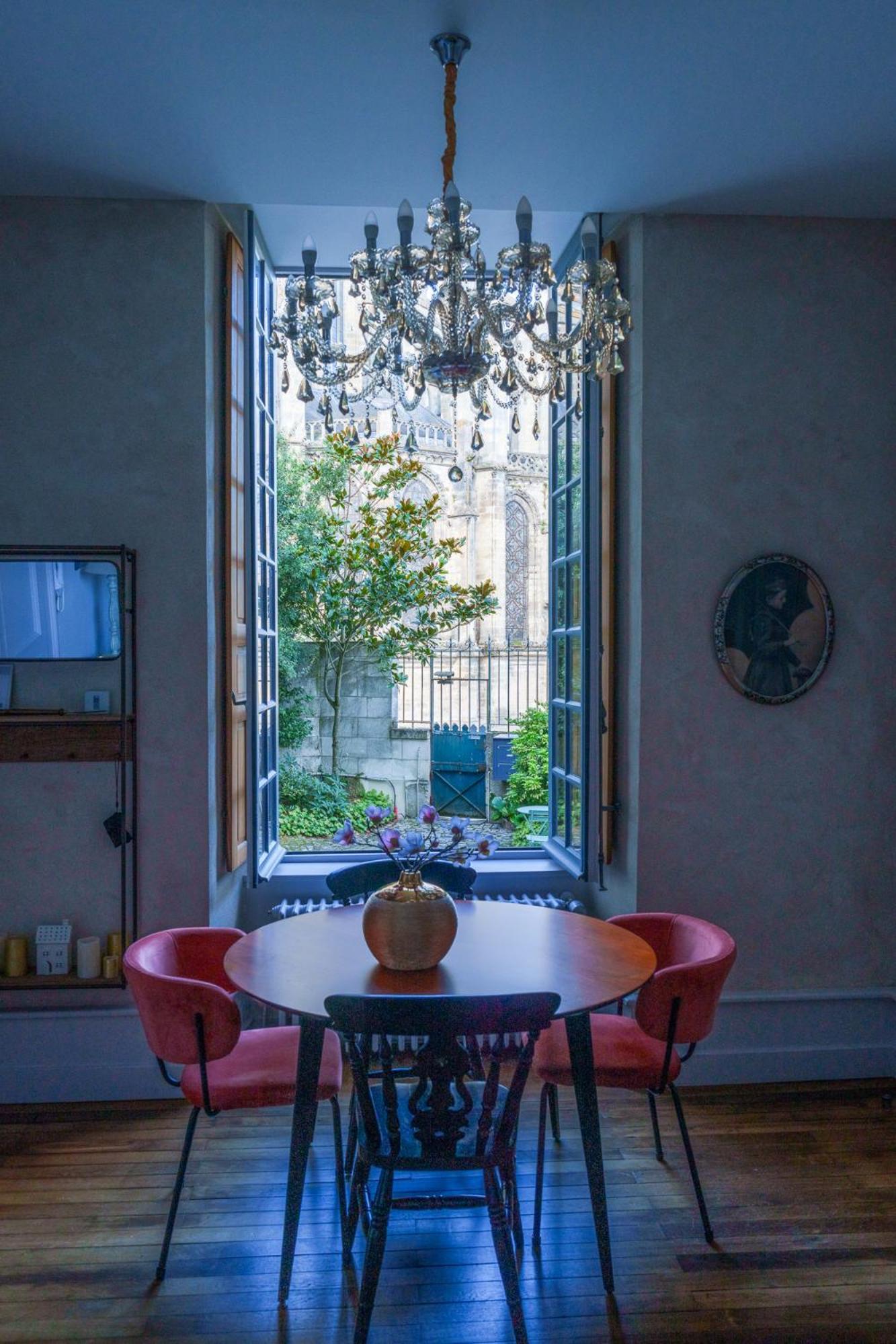 Appartement Raffine Vue Cathedrale, Jardin, Wifi トゥール エクステリア 写真